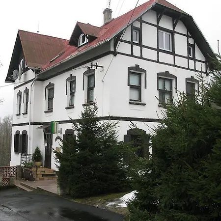 Braun Rybniste